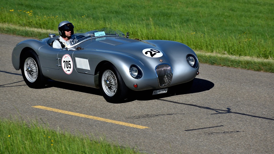 racing-car-3363885_960_720